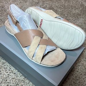 Vionic Women’s Sandals